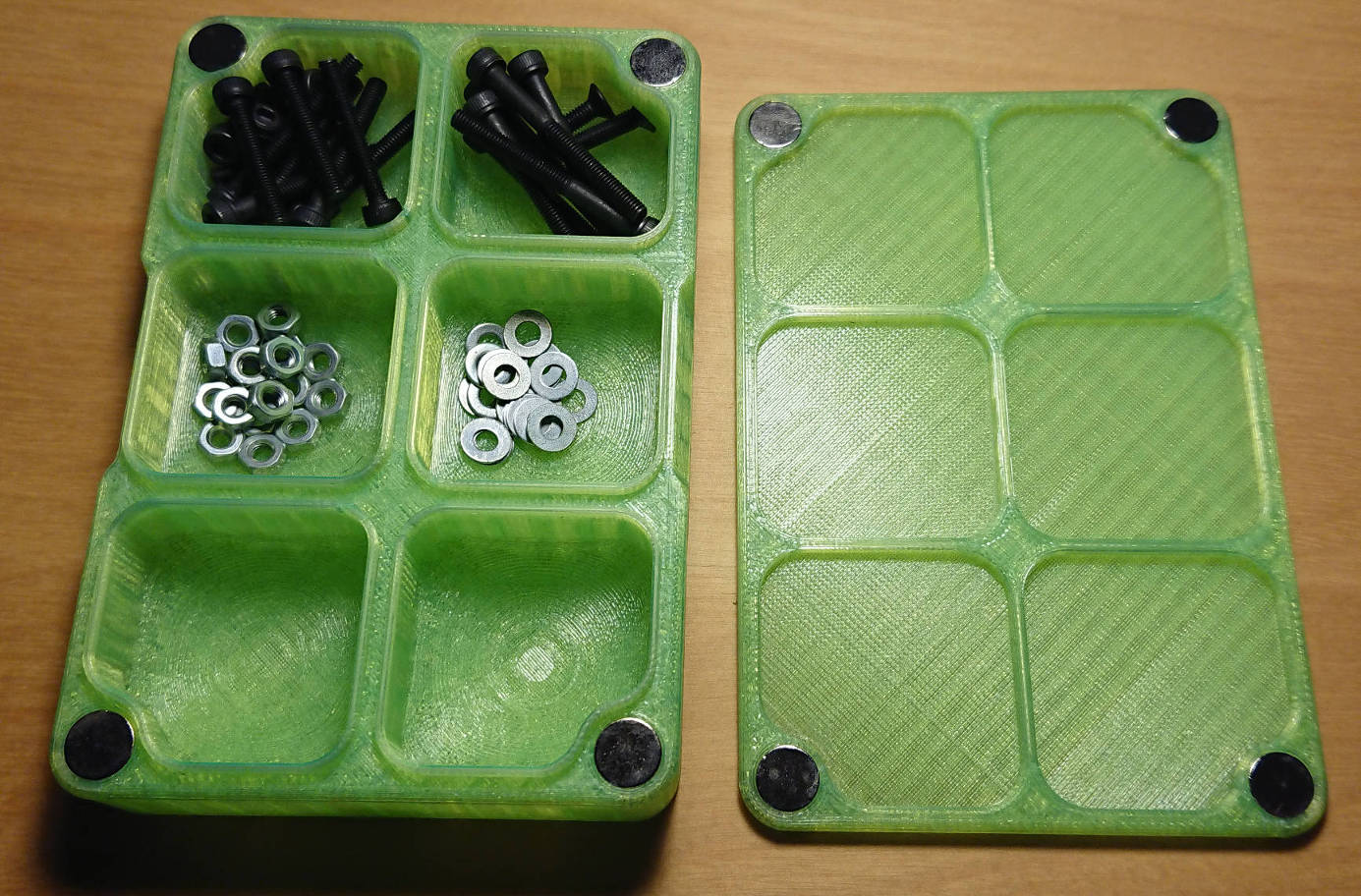 PETG screw box, opened with lid and base visible
